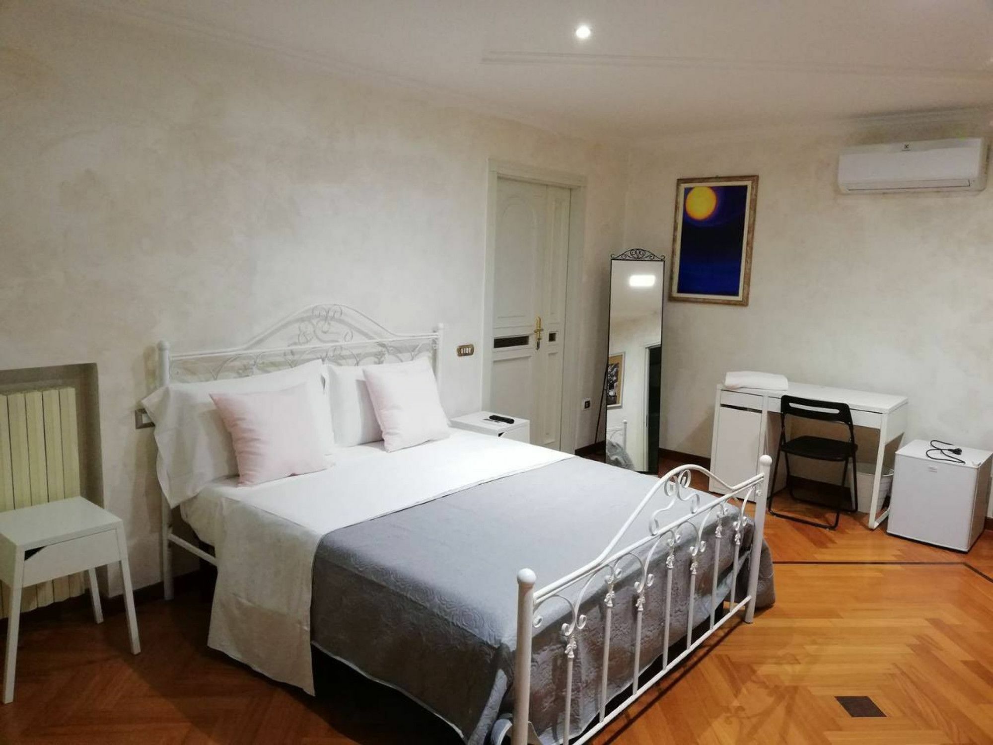 Naples Dome Suites Εξωτερικό φωτογραφία