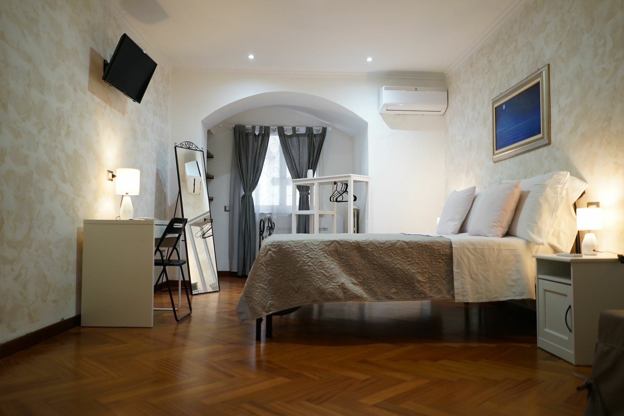 Naples Dome Suites Εξωτερικό φωτογραφία